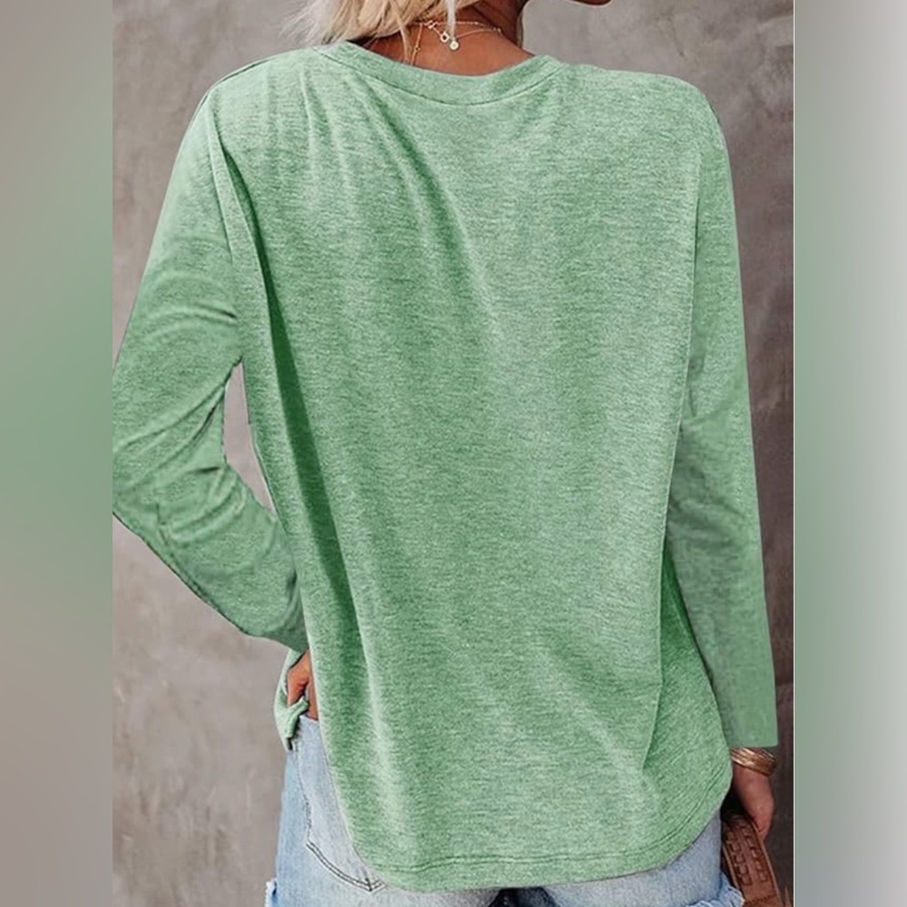 🍀3 FOR $15🍀 | Crew Neck | Long Sleeve | Casual/Classic | XL (US 16)